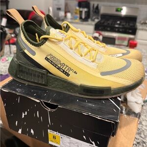 Adidas NMD_R1 Spectoo Sneakers